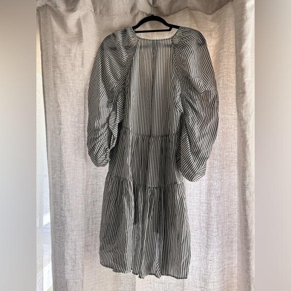 FRAME black and white striped dress, size medium - Picture 4 of 4